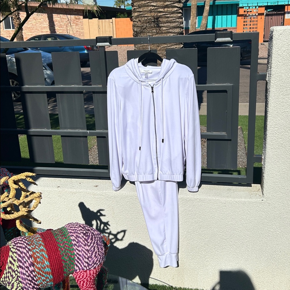 Cable & Gauge Studio White Zip-Up